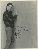 Tom Cruise signed photo. GFA Authenticated