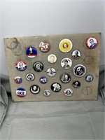 22 Presidential Campaign buttons