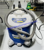 12 Gallon Shop Vac & Attachments