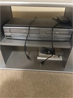 Magnavox VCR/ DVD player