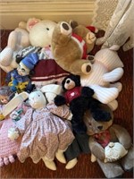 Toys, stuffed animals