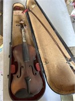 Antique violin