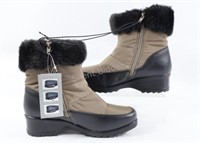 NEW - Size 7 Ladies Winter Boots