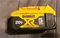 DEWALT 20V BATTERY 5AH - INOP