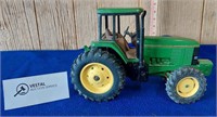 John Deere 7600 Toy Tractor