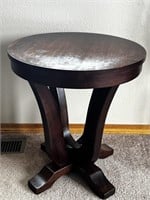 Nice Side/Accent Table