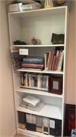White bookcase 70 in tall, 29 wide, 12 in d no