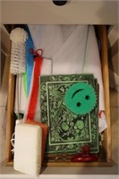 Kitchen Towels & Cleaning Items