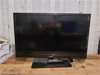 32" LED TV/DVD combo scratch on screen