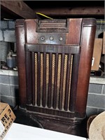 OLD WOOD STANDUP RADIO