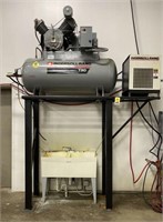 Ingersoll Rand T30 Compressor w/DXR Evaporator