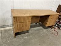 Contemporary Office Desk