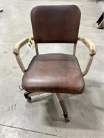 Desk chair