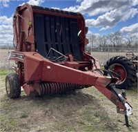 (EA) International 2400 Twine Round Baler