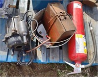 (II) Lot: Fire Extinguisher, Aluminum Bucket,