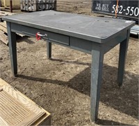 (T) GF Metal Desk, 50”x30”x30”