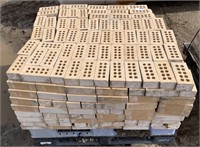 (AG) Pallet: Bricks, 7.5"x3.5"x2.5"