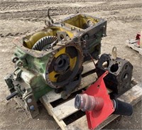 (AG) Pallet: Tractor Parts