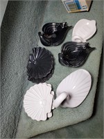 Lot of Black & White Bathroom Swan & Shell Decor