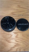 Undercuvur metal tobacco grinder 4"