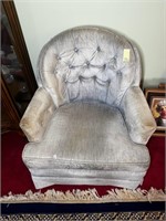 Grayish / Blue Vintage Chair