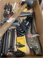 LOT OF ALLEN WRENCHES AND MALLET