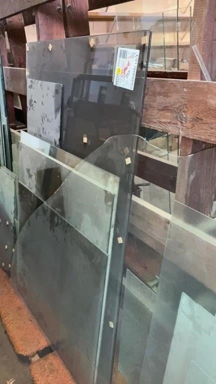 Assortment of glass panes, buyer responsible for