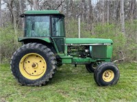 JD 2950 Tractor, Cab, 2 Remotes