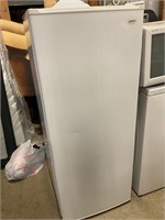 Sanyo refrigerator