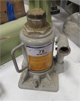 Twelve Tonne Bottle Jack No Handle