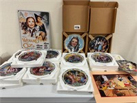 Set of  8 Musical Wizard of Oz Plates+
