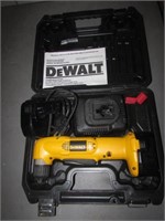 dewalt right angle cordless drill (works)
