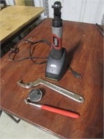skil ratchet & tools