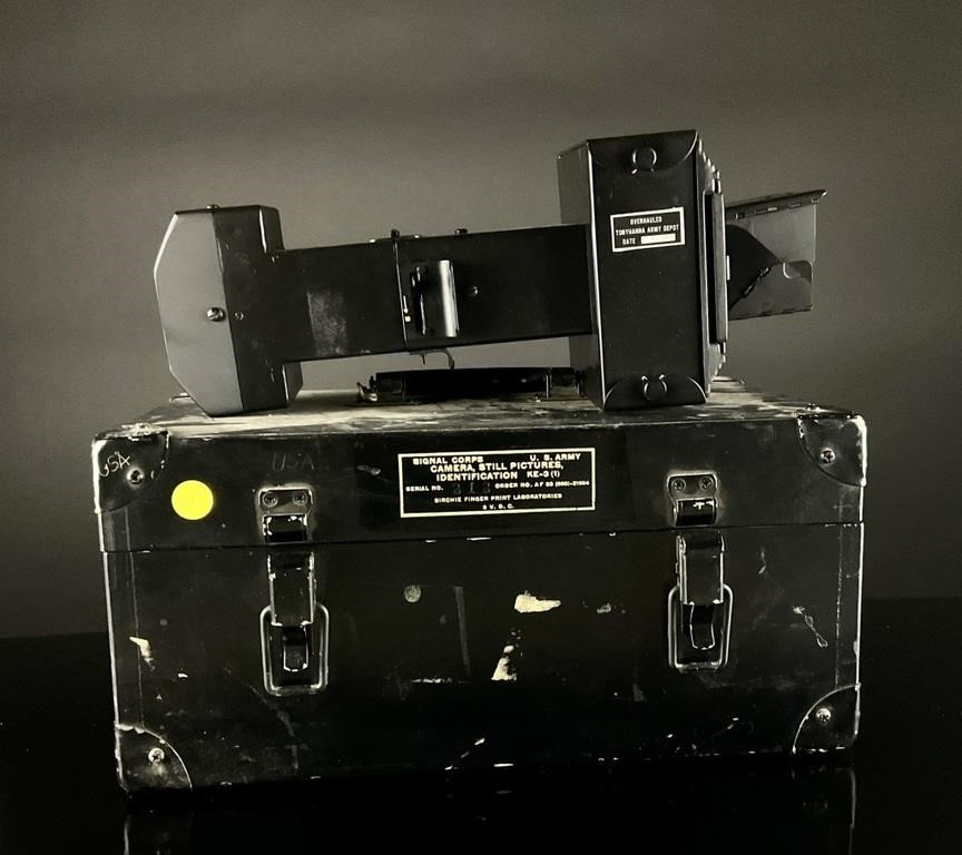 WW2 U.S. Army Finger Print Camera KE-3 w/ holders