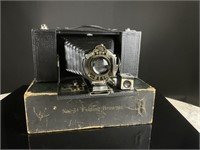 No. 3A Folding Brownie Kodak Camera w/ box