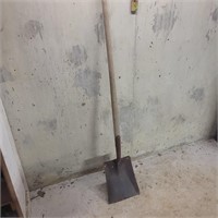 square shovel