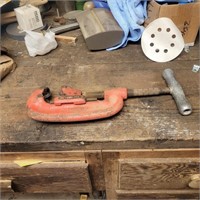 Rigid pipe cutter