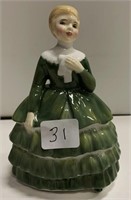 Royal Doulton Figure "Belle" (HN 2340)(4 1/2"H)