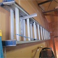 24 Ft aluminum extension ladder