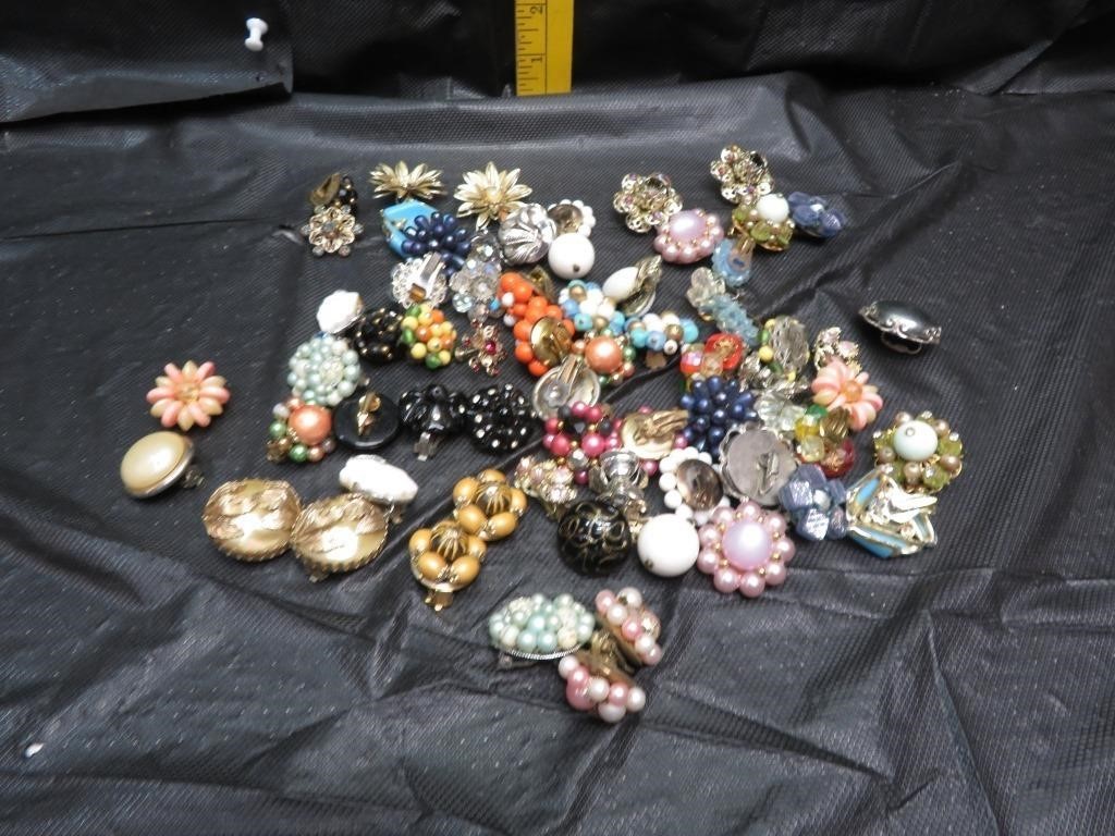 Lot of Vintage Earrings (some signed)