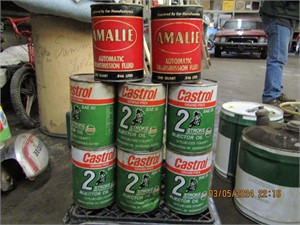 Advertising Lot Oil cans
