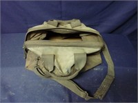 CLAM SHELL STYLE TOOL BAG