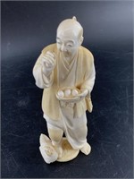 Incredible antique Japanese ivory carving of a man