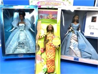 3 Boxed & Partially Boxed Barbies/Showcase