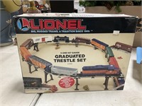 Lionel Graduated Trestle Set