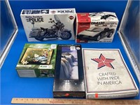 Lot of Vintage Models and Puzzles