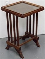 Table 24x15.5x15.5