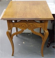 Vintage Carved Oak Parlor Table 31x26x26