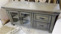 Media Console 30x58x18