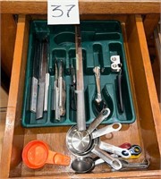 Contents of Drawer with Measuring Cups
